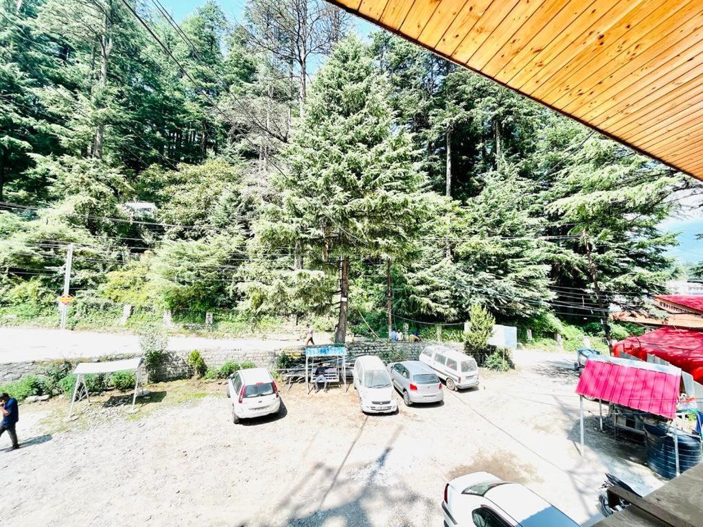 Hotel In Manali With Mountain View Near Mall Road Extérieur photo