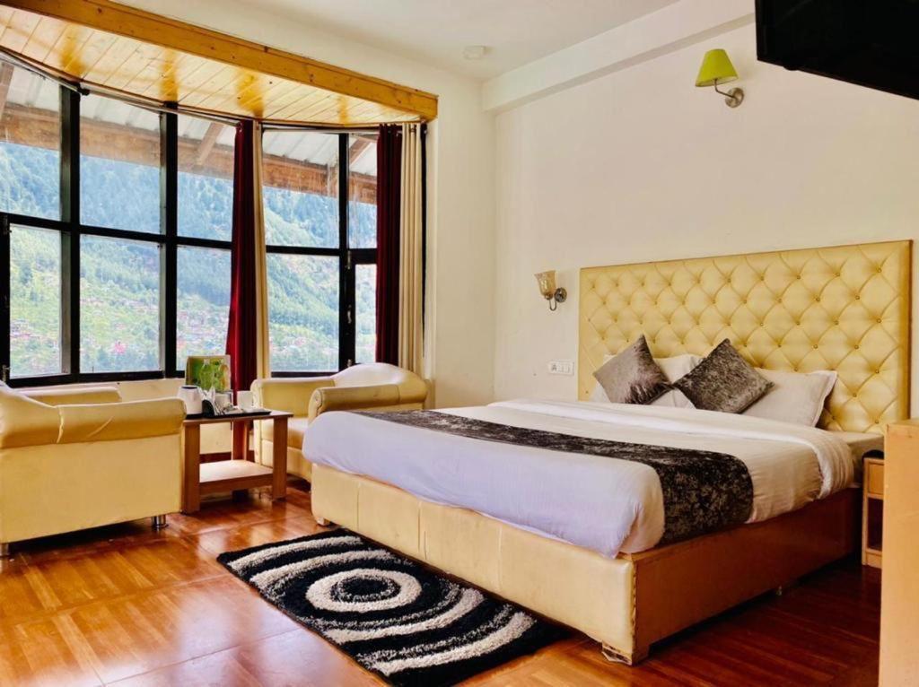 Hotel In Manali With Mountain View Near Mall Road Extérieur photo